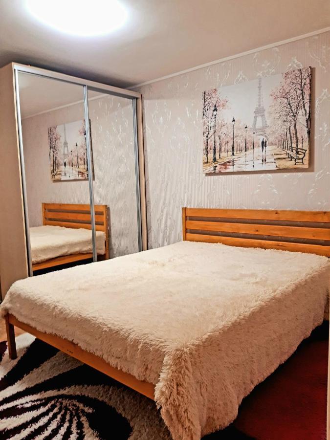 Шевченко 2 Daire Kirovograd Dış mekan fotoğraf