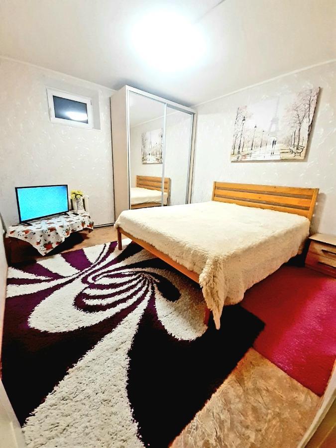 Шевченко 2 Daire Kirovograd Dış mekan fotoğraf