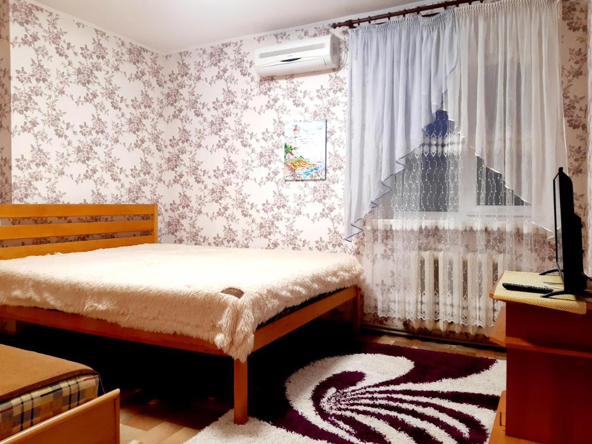 Шевченко 2 Daire Kirovograd Dış mekan fotoğraf